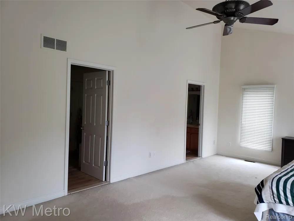 1227 LETICA DRIVE Rochester City, MI 48307