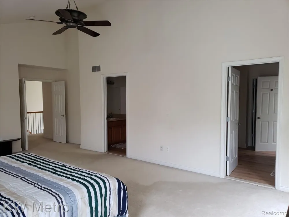 1227 LETICA DRIVE Rochester City, MI 48307