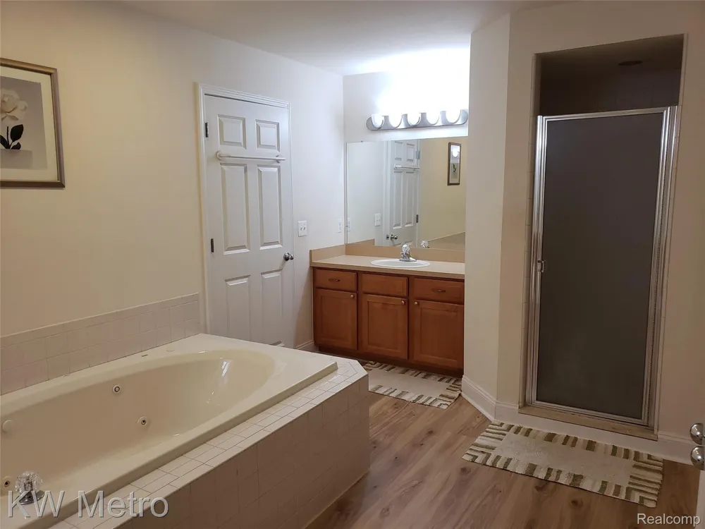 1227 LETICA DRIVE Rochester City, MI 48307