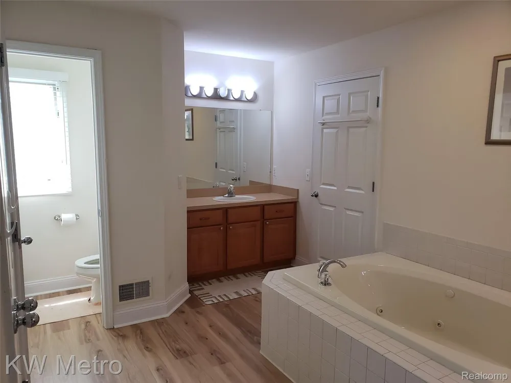 1227 LETICA DRIVE Rochester City, MI 48307