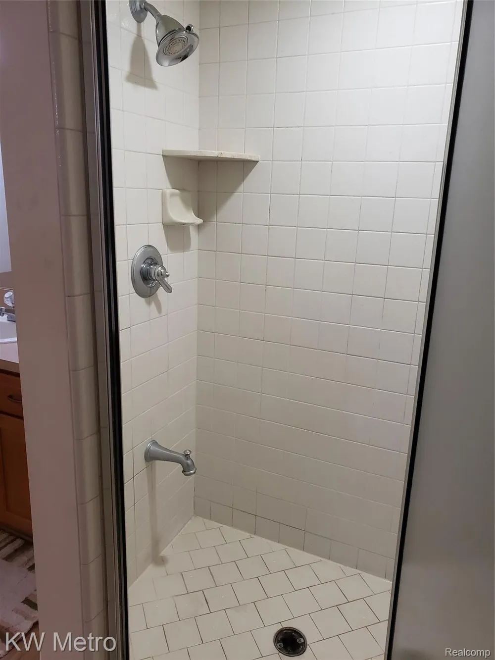 1227 LETICA DRIVE Rochester City, MI 48307