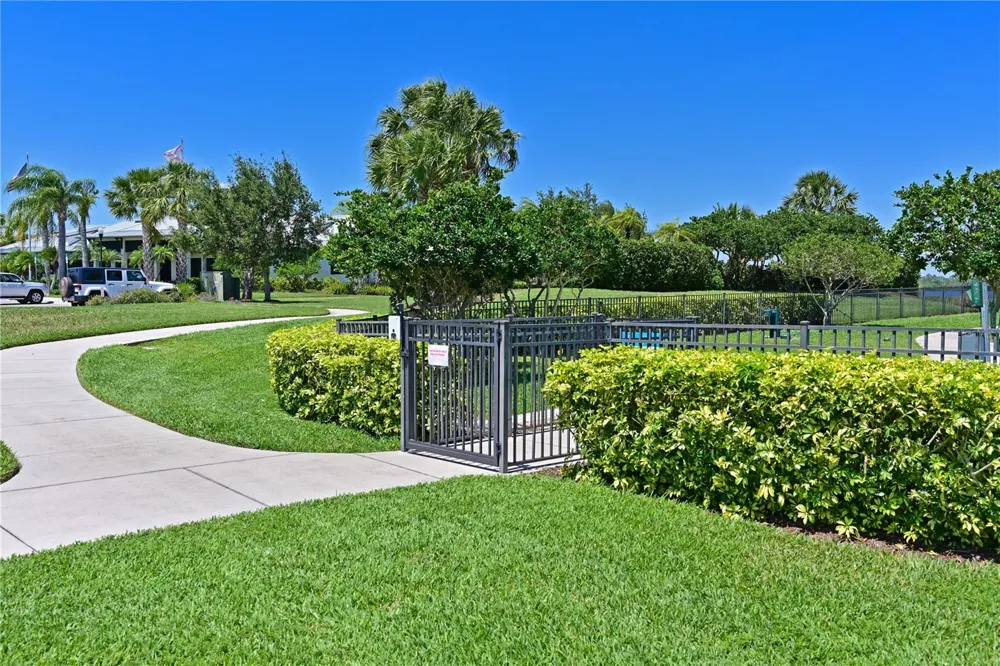 910 TIDEWATER SHORES LOOP #103 Bradenton, FL 34208