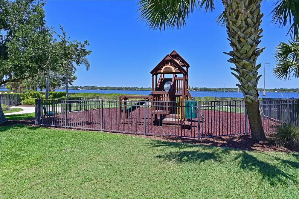 910 TIDEWATER SHORES LOOP #103 Bradenton, FL 34208