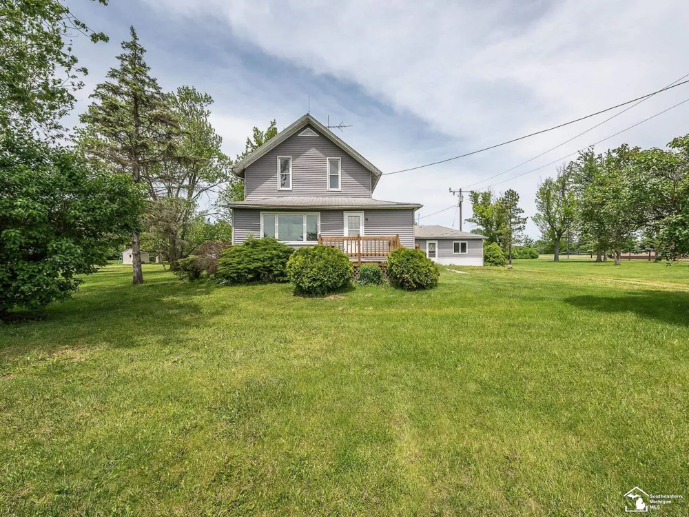 3754 Stewart Road Frenchtown Township, MI 48162