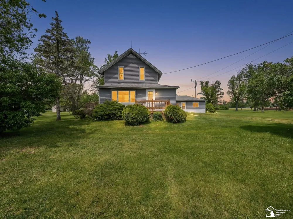 3754 Stewart Road Frenchtown Township, MI 48162