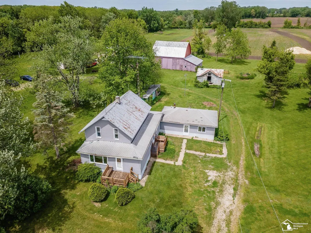 3754 Stewart Road Frenchtown Township, MI 48162