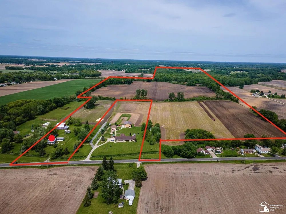 3754 Stewart Road Frenchtown Township, MI 48162
