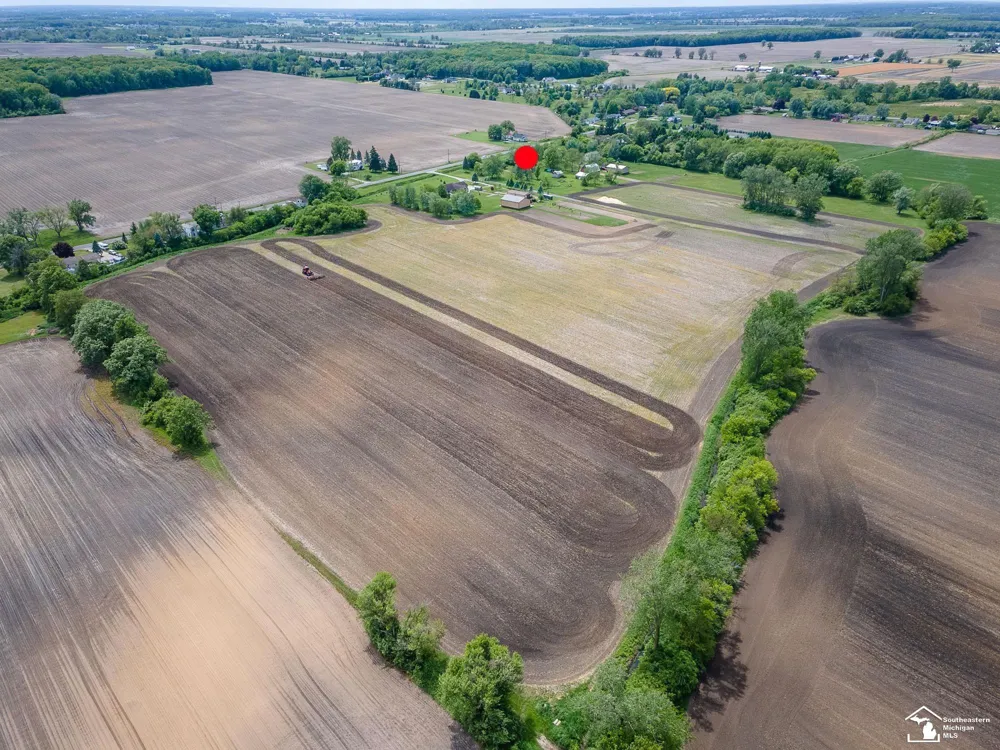 3754 Stewart Road Frenchtown Township, MI 48162