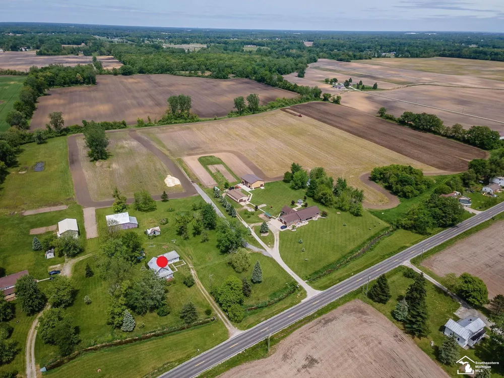 3754 Stewart Road Frenchtown Township, MI 48162