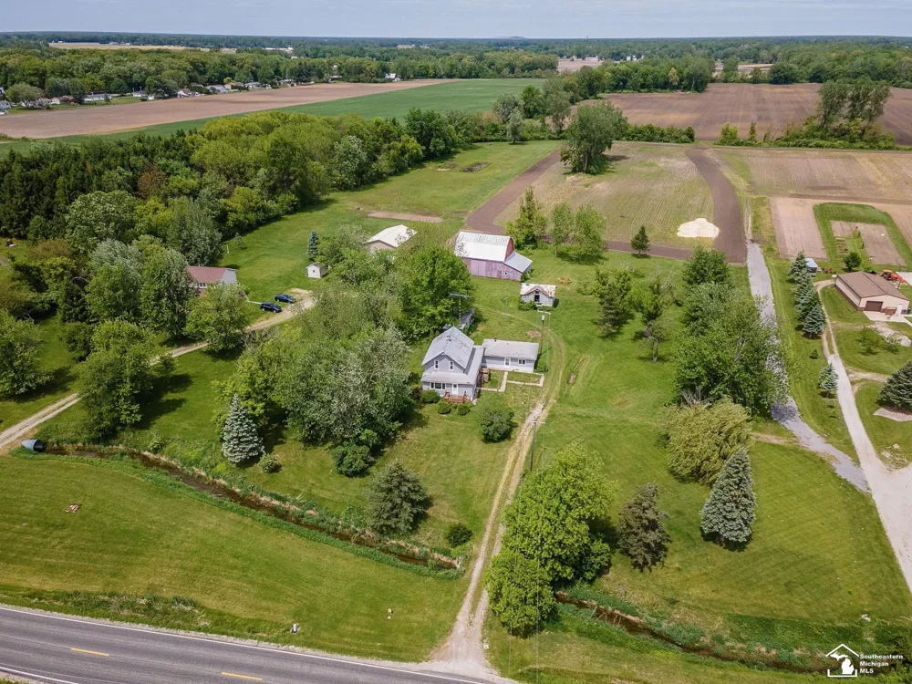 3754 Stewart Road Frenchtown Township, MI 48162