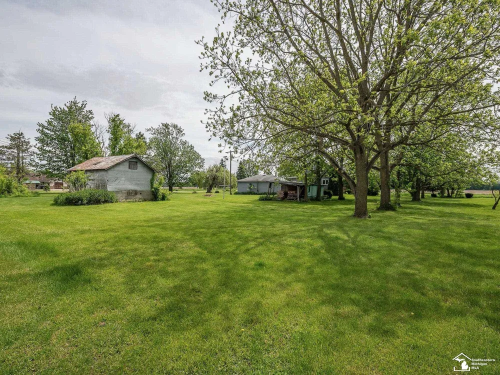 3754 Stewart Road Frenchtown Township, MI 48162