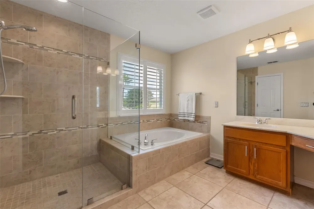 1573 ANNA CATHERINE DRIVE Orlando, FL 32828