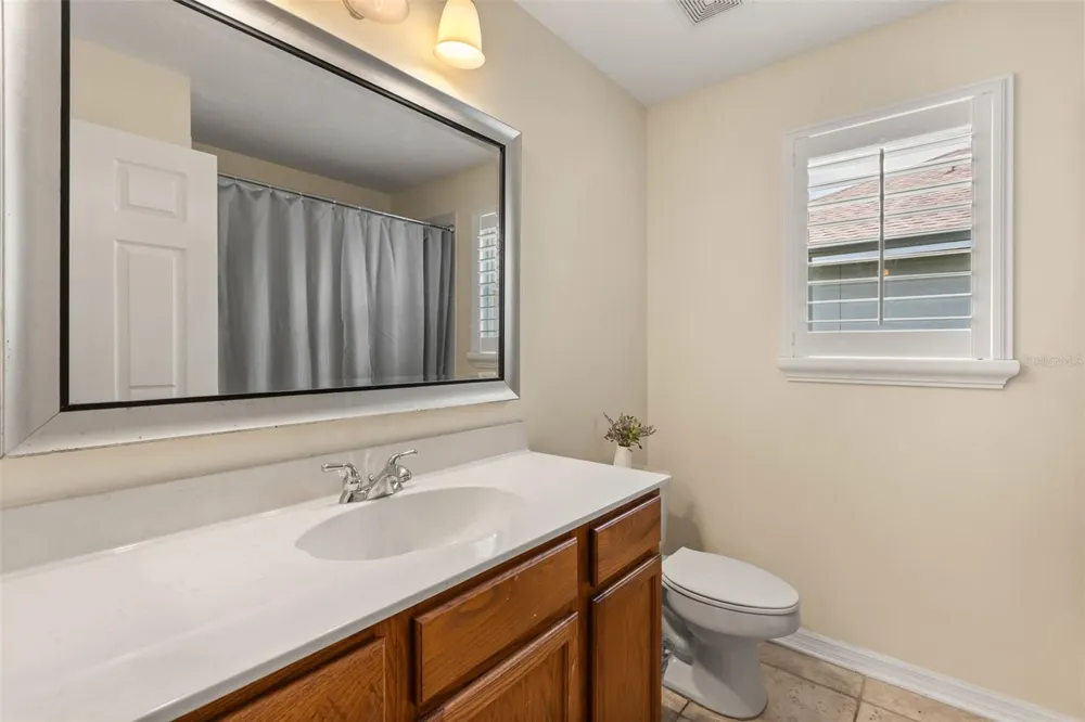 1573 ANNA CATHERINE DRIVE Orlando, FL 32828