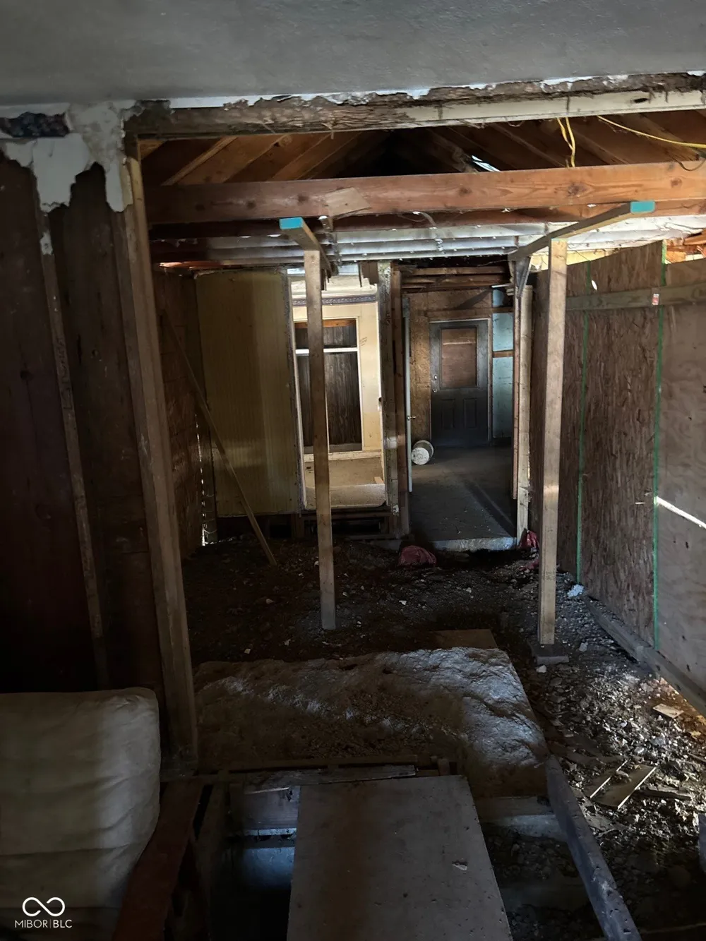 2527 E STREET Elwood, IN 46036