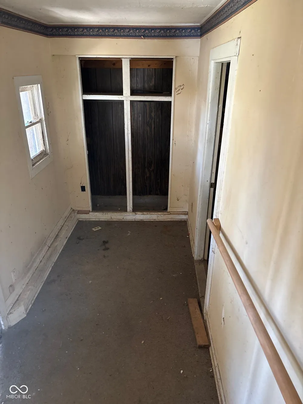 2527 E STREET Elwood, IN 46036