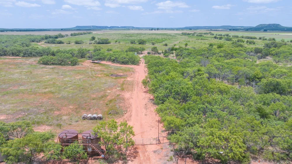 2276 CR 142 Lawn, TX 79530