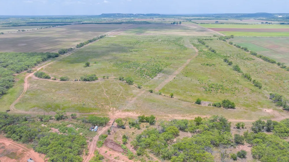 2276 CR 142 Lawn, TX 79530