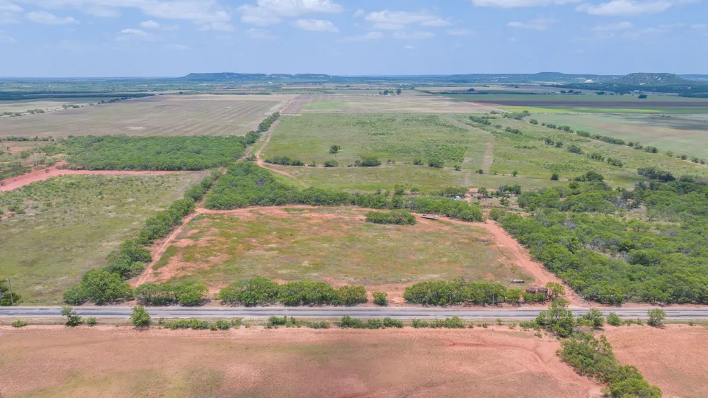 2276 CR 142 Lawn, TX 79530