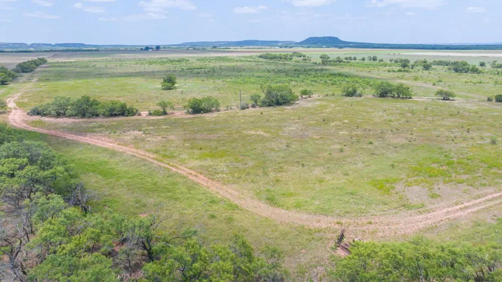 2276 CR 142 Lawn, TX 79530