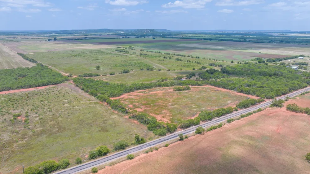 2276 CR 142 Lawn, TX 79530