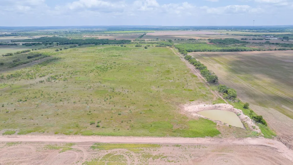 2276 CR 142 Lawn, TX 79530