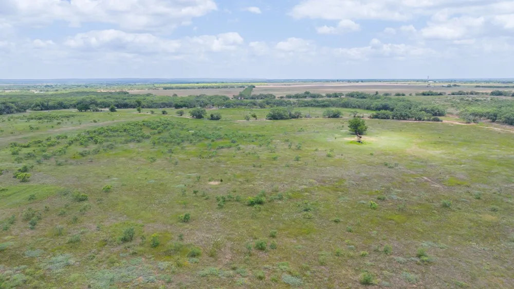 2276 CR 142 Lawn, TX 79530