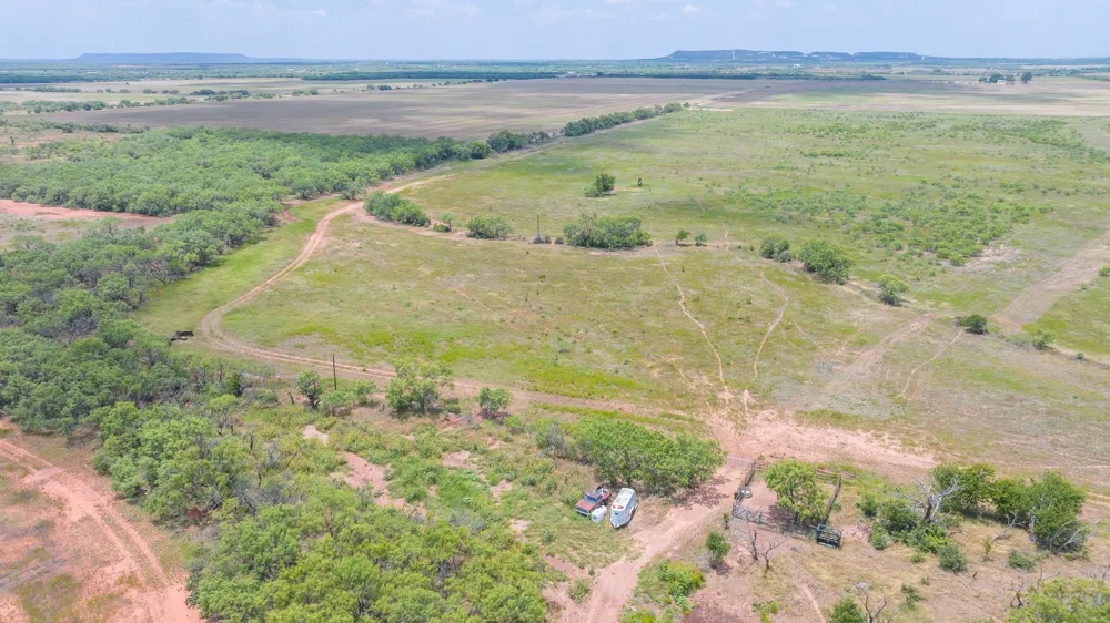 2276 CR 142 Lawn, TX 79530