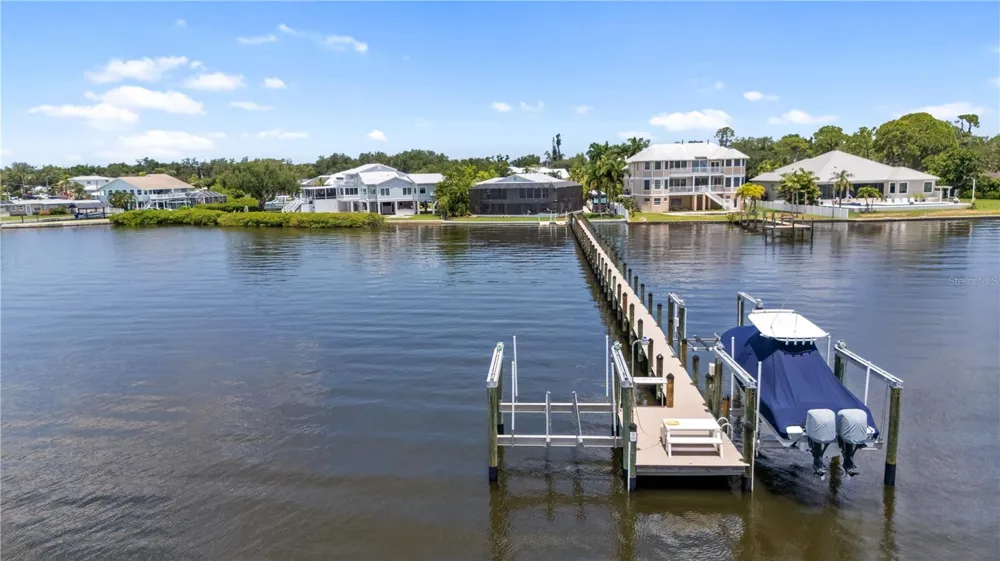 818 NANCY GAMBLE LANE Ellenton, FL 34222