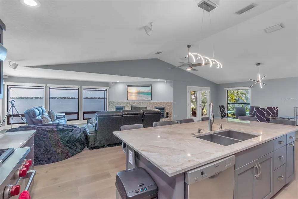 818 NANCY GAMBLE LANE Ellenton, FL 34222