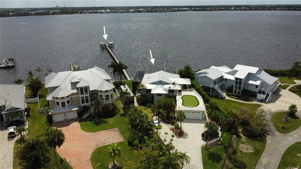 818 NANCY GAMBLE LANE Ellenton, FL 34222