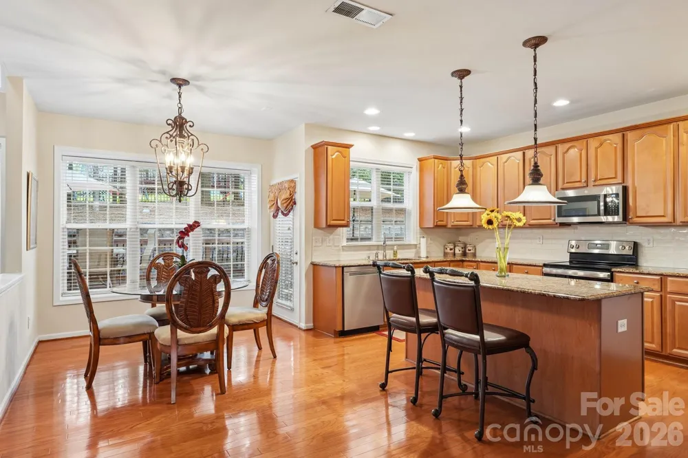 7809 Pinecroft Court Harrisburg, NC 28075