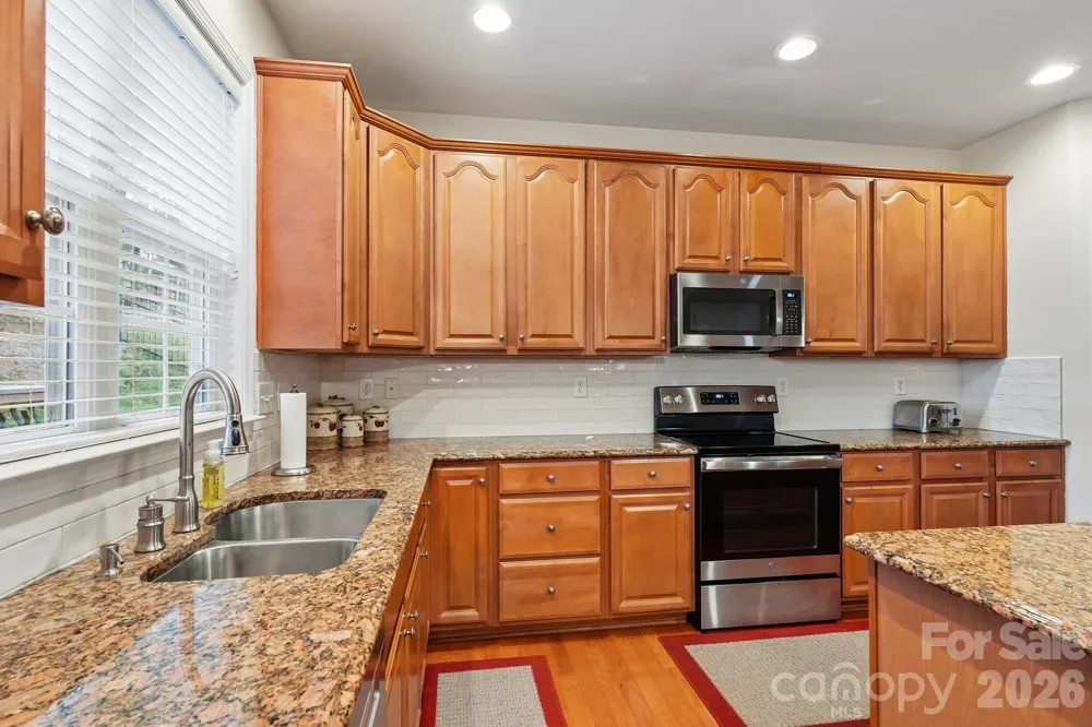 7809 Pinecroft Court Harrisburg, NC 28075