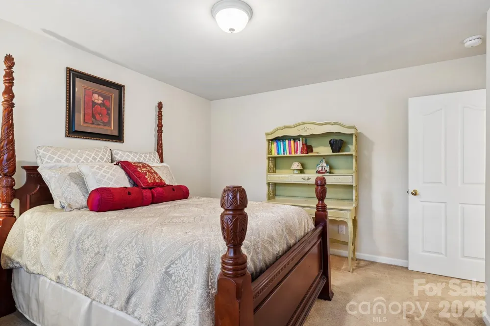7809 Pinecroft Court Harrisburg, NC 28075
