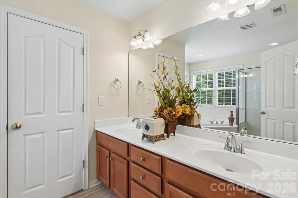 7809 Pinecroft Court Harrisburg, NC 28075