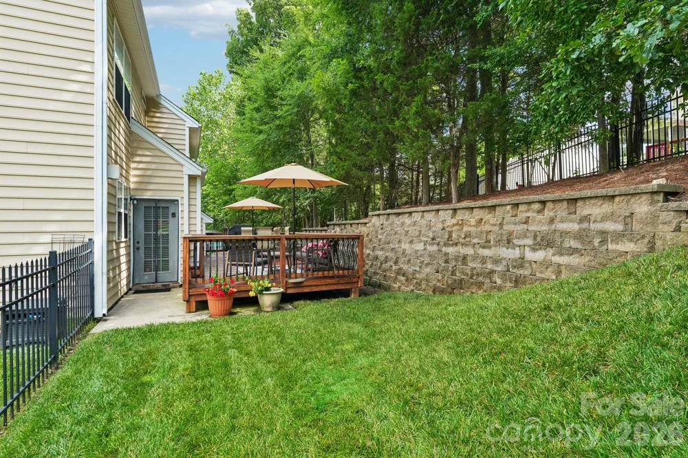 7809 Pinecroft Court Harrisburg, NC 28075
