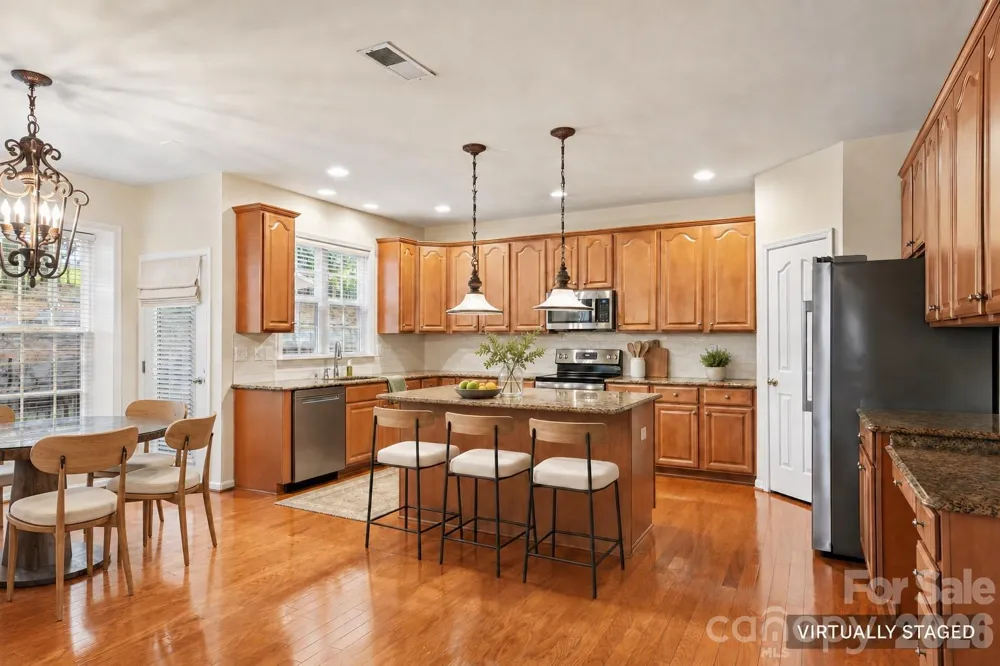 7809 Pinecroft Court Harrisburg, NC 28075