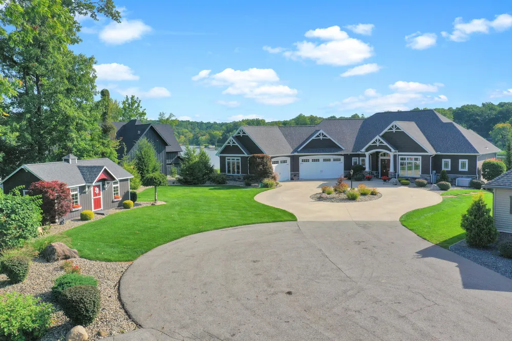 70255 S Beechwood Road Porter Township, MI 49130