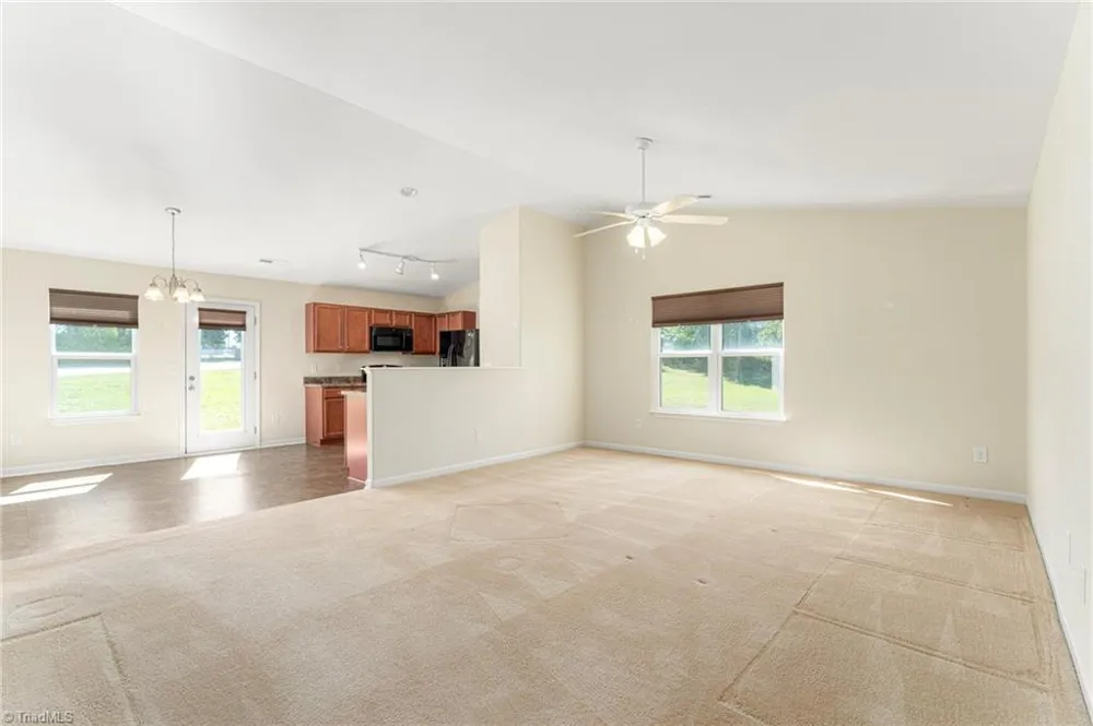 216 Florida Drive Thomasville, NC 27360
