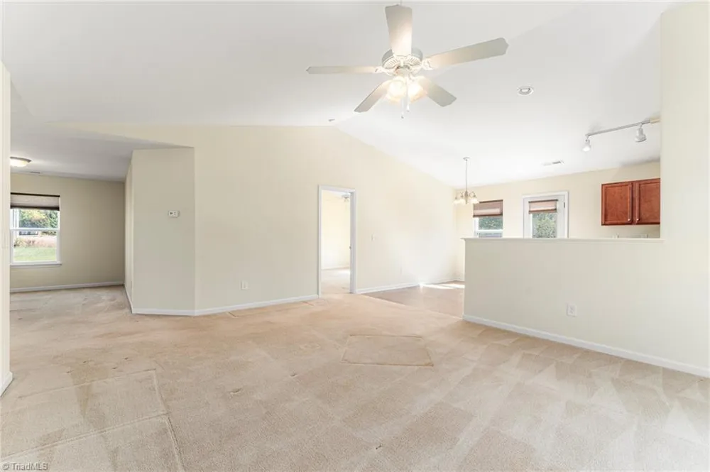 216 Florida Drive Thomasville, NC 27360