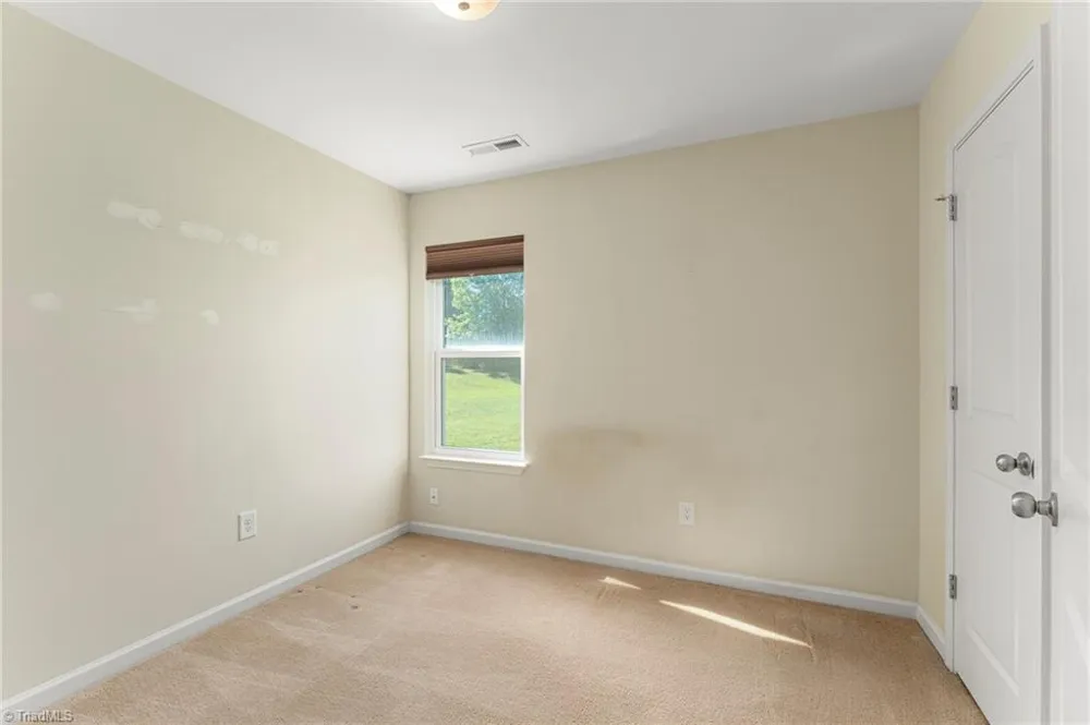216 Florida Drive Thomasville, NC 27360