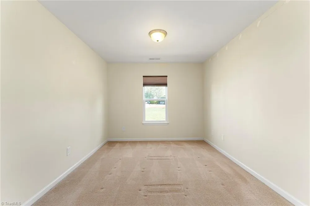 216 Florida Drive Thomasville, NC 27360