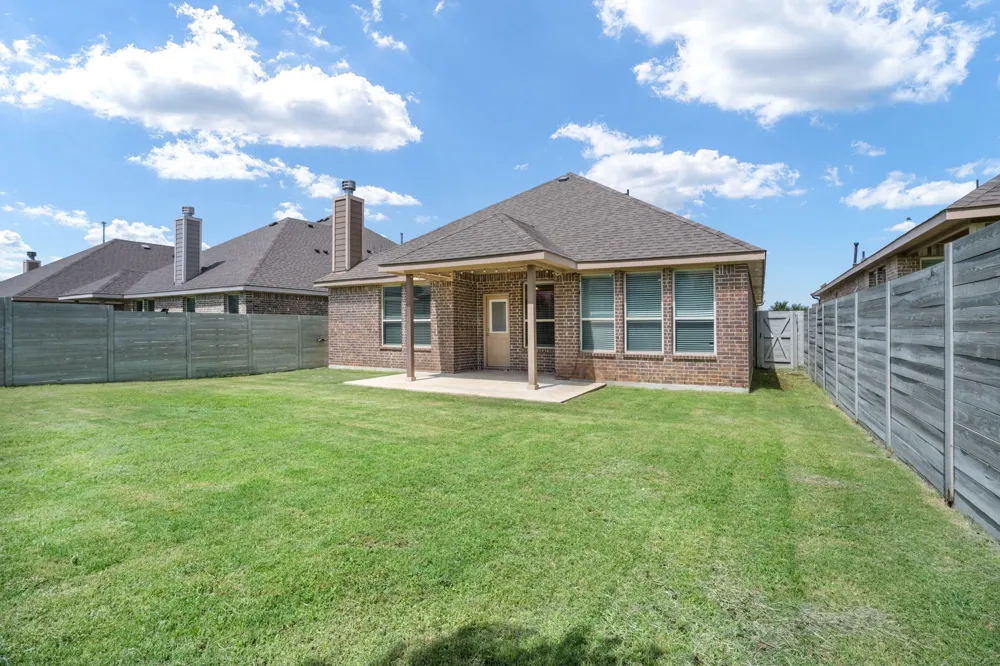 916 Hawks Way Argyle, TX 76226