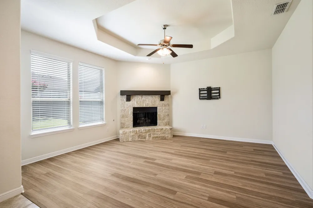 916 Hawks Way Argyle, TX 76226