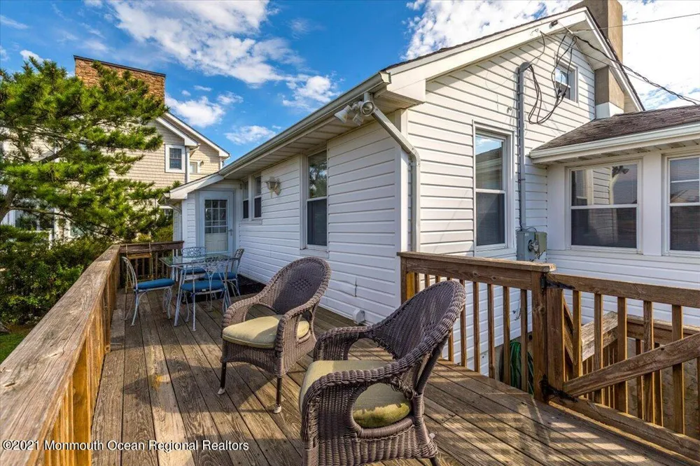 15 Riverview Road Monmouth Beach, NJ 07750