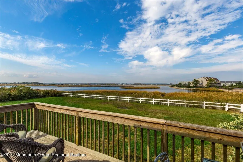 15 Riverview Road Monmouth Beach, NJ 07750
