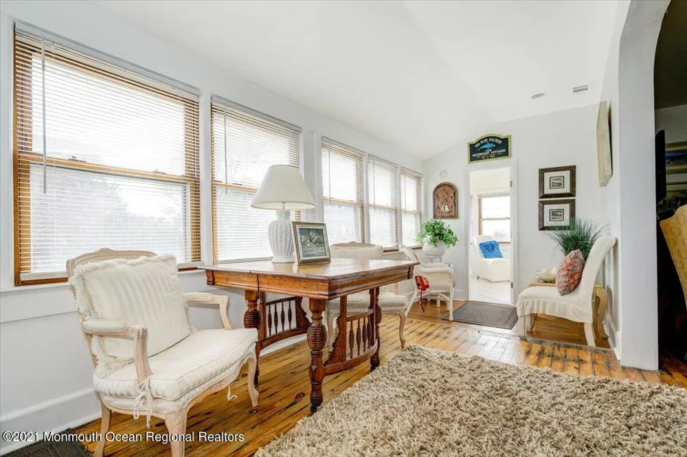 15 Riverview Road Monmouth Beach, NJ 07750