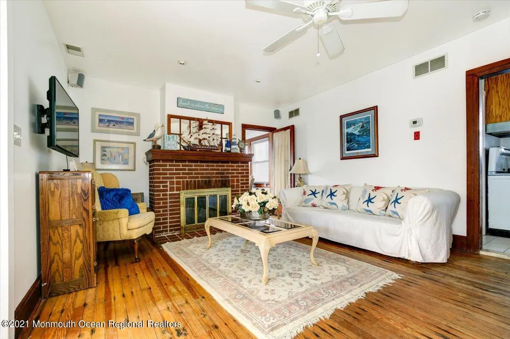 15 Riverview Road Monmouth Beach, NJ 07750