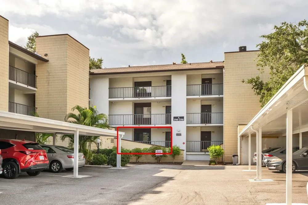 2753 ORCHID OAKS DRIVE #104 Sarasota, FL 34239
