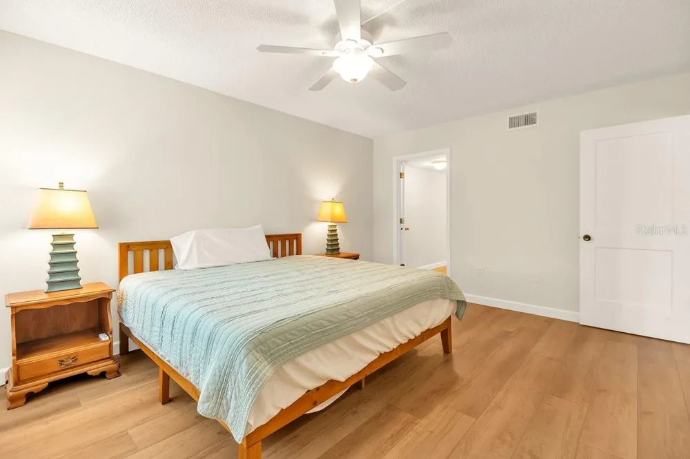 2753 ORCHID OAKS DRIVE #104 Sarasota, FL 34239