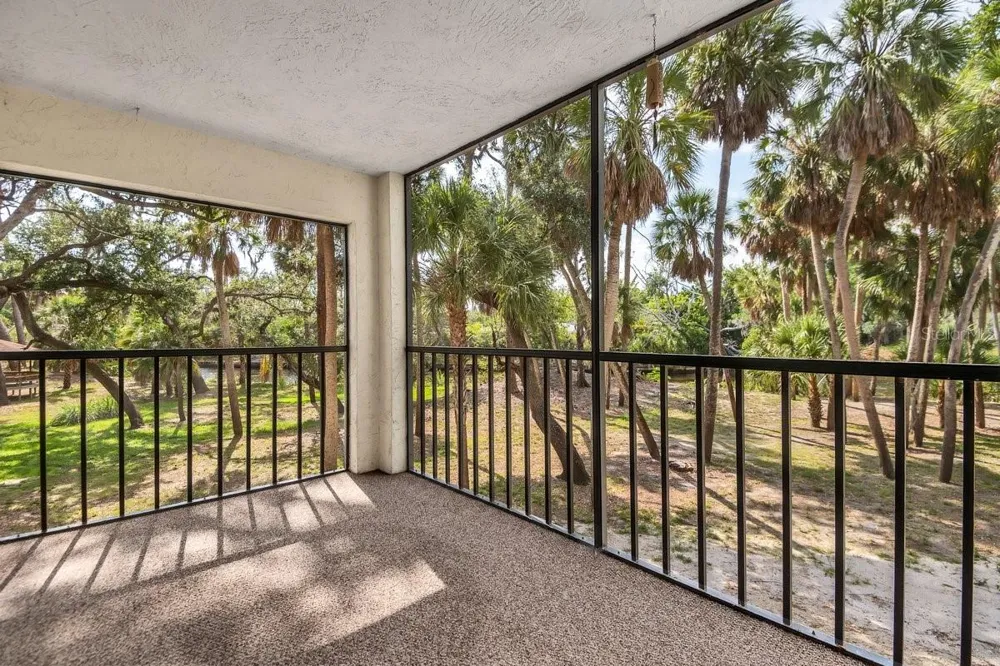 2753 ORCHID OAKS DRIVE #104 Sarasota, FL 34239